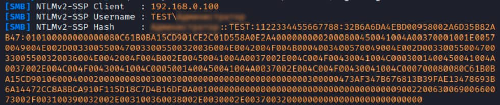Guía Hacker: Ataques NTLM Relay. Capturando la Autenticación NTLM para Ataques Relay 39 Captura de pantalla que muestra un hash NTLMv2-SSP capturado por Responder, incluyendo información del cliente (dirección IP y nombre de usuario parcial), y el hash en sí mismo.