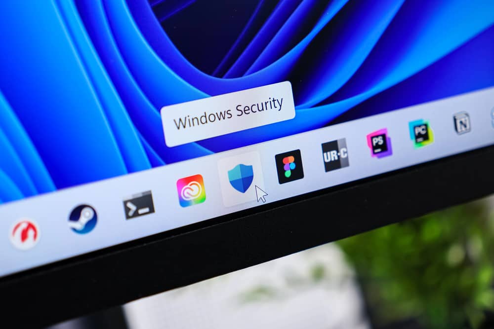 ¿Vale la pena instalar un antivirus en Windows 11? 17 Icono de Windows Security en Windows 11. ¿Es necesario antivirus en Windows 11? Una cuestión clave para la seguridad del sistema.