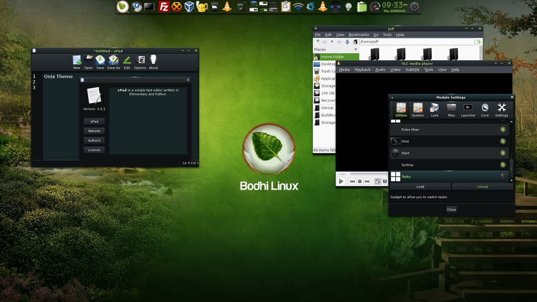 Escritorio de Bodhi Linux con varias ventanas abiertas, mostrando su interfaz ligera y personalizable, ideal para ordenadores antiguos.