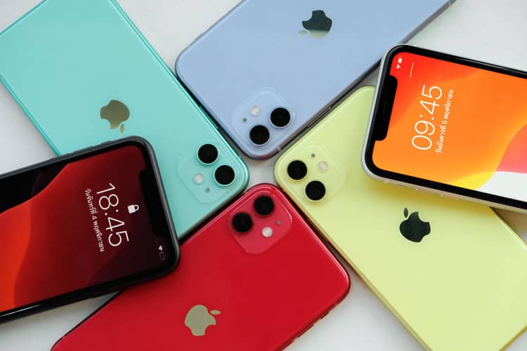 Descuentos Buen Fin Apple 2025: mejores ofertas en iPhone, iPad y Mac 17 Varios modelos de iPhone en diferentes colores, una de las mejores ofertas de Apple para el Buen Fin 2025.